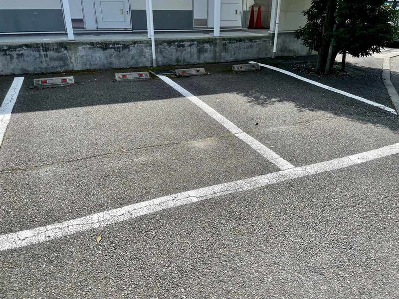 レオパレスＴＯＫＯＯ 駐車場