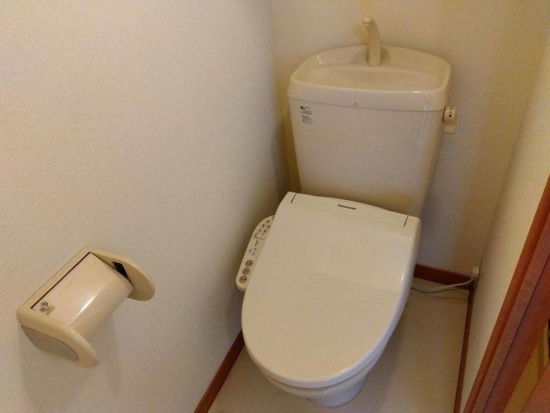 レオパレスソレーユ トイレ