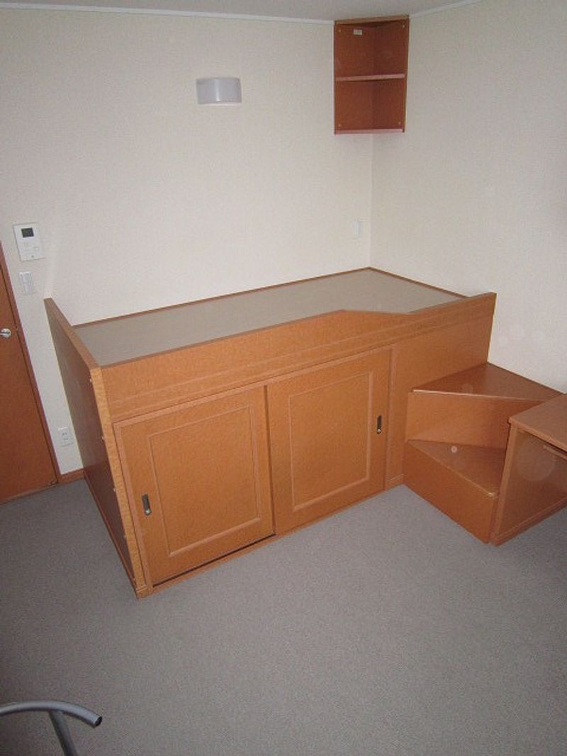 leopalace Socrates Bedroom