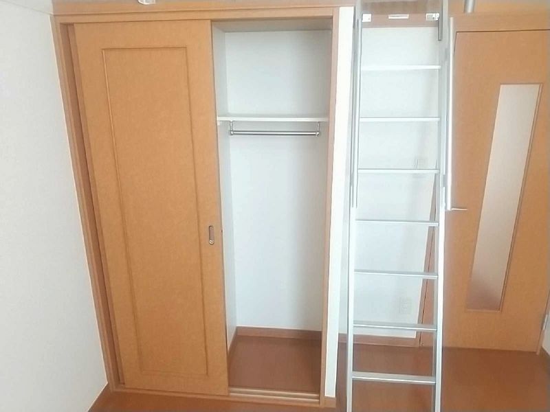 レオパレスクラージュ 収納