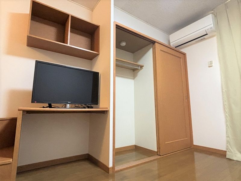 レオパレス搭ノ木 収納