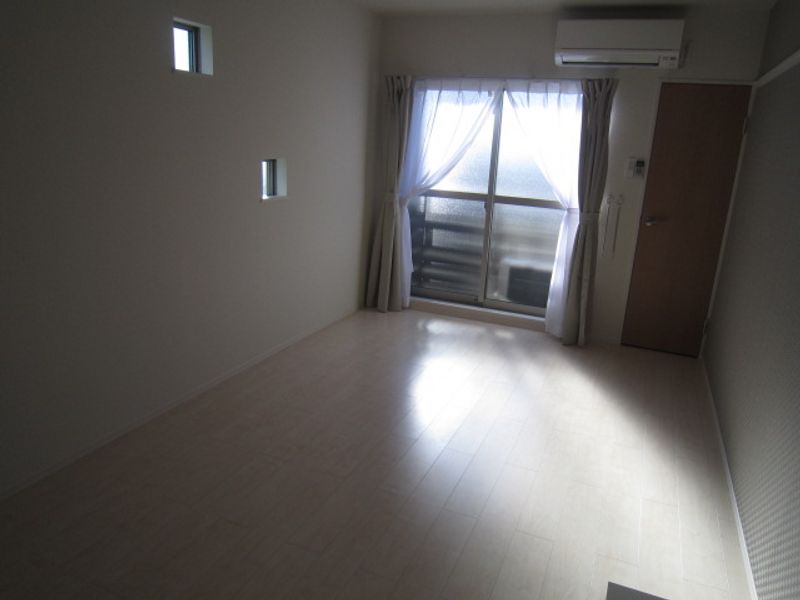 クレイノ桜館 居間