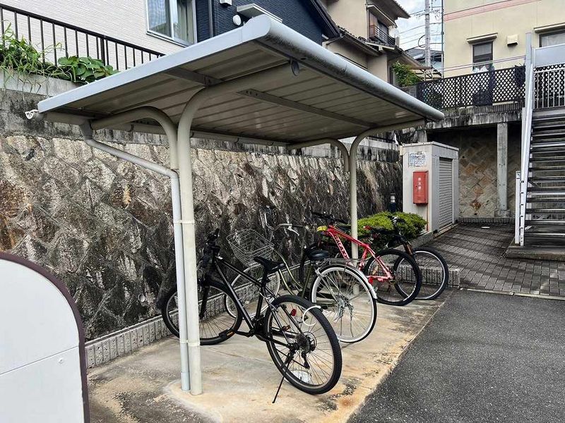 レオパレスアクシス 共用部分