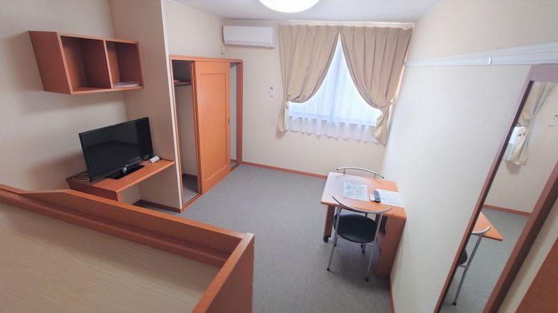 レオパレスシャンテ 居間