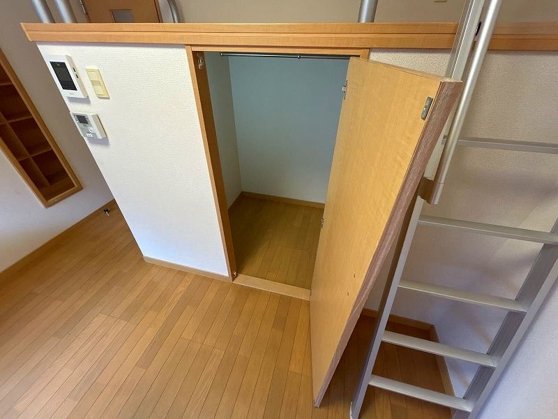 レオネクストやまと 収納