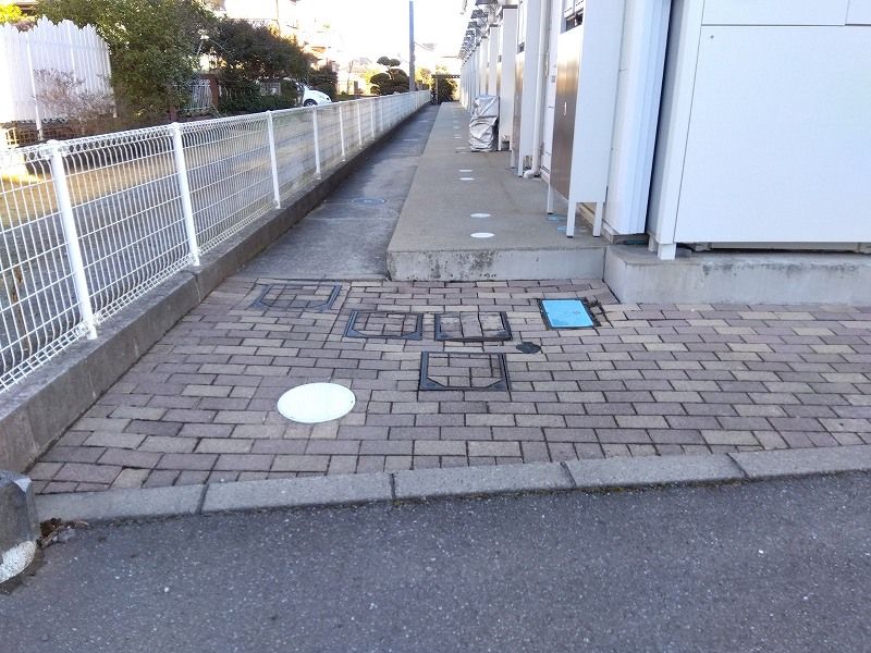 レオパレスロジュマンⅠ エントランス