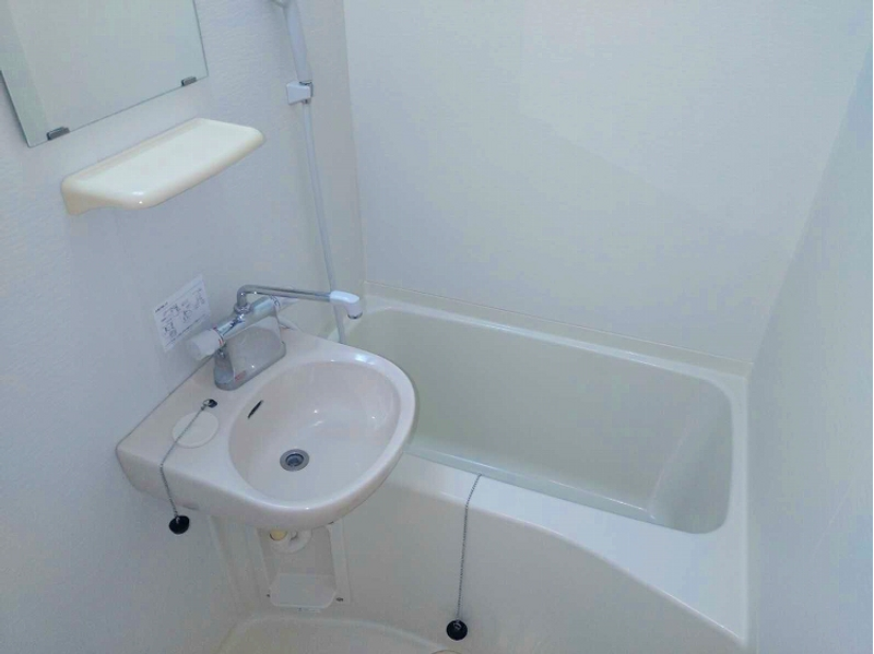 レオパレスラ・ポール 風呂