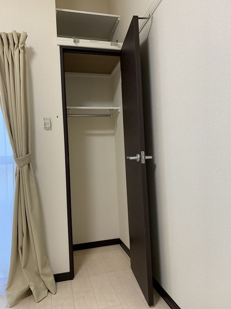 レオネクストフォンターナ 収納