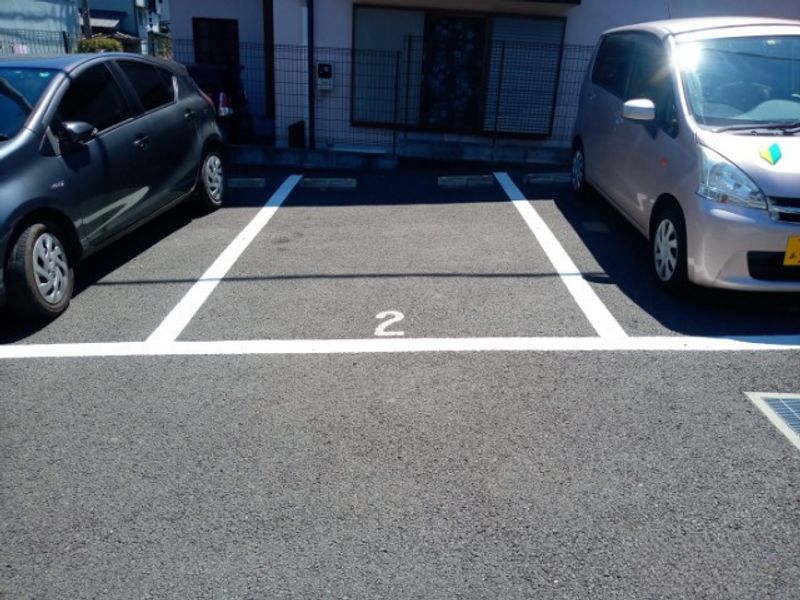 クレイノ希望 駐車場