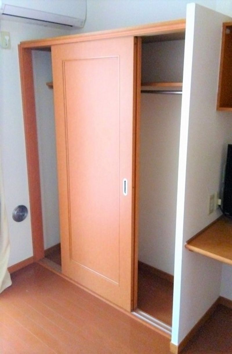 レオパレスメイ 収納