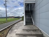 レオパレスサンシャインⅢ エントランス