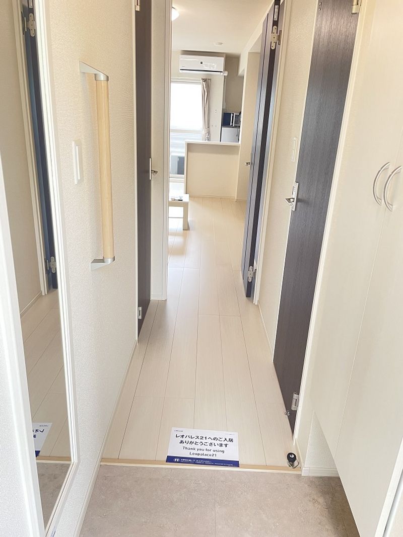 ミランダアザレア 玄関