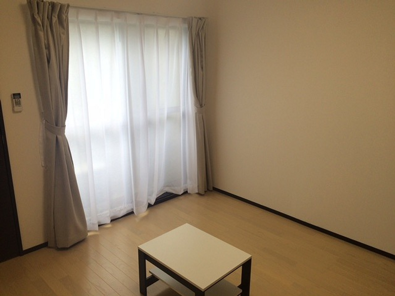 CLEINO POP Hanada Living room