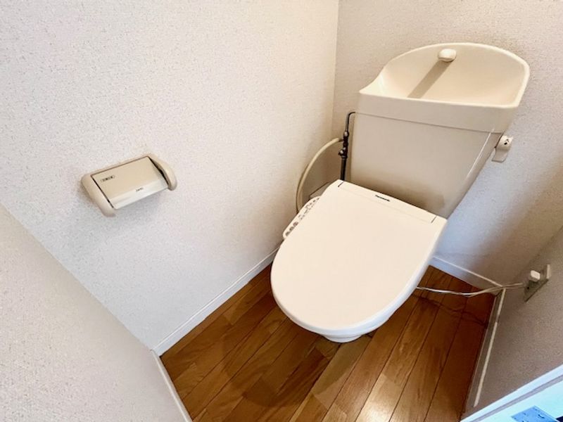 レオパレスロイヤルＩ トイレ