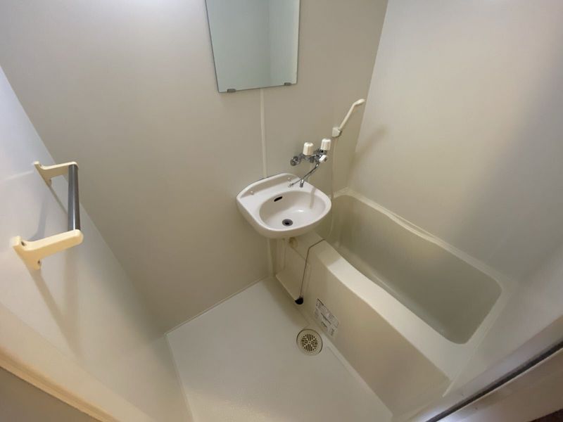 leopalace Hi Wood Nakahira Bathroom