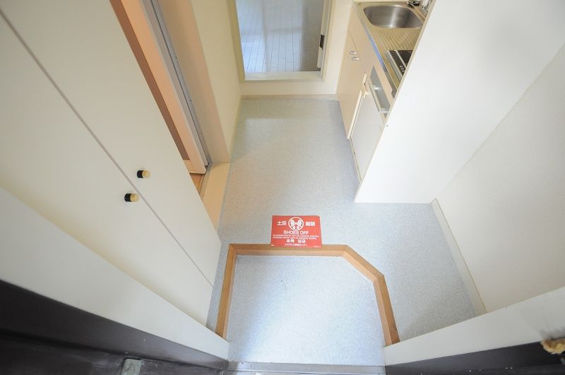 レオパレスＫ＆Ｋ 玄関