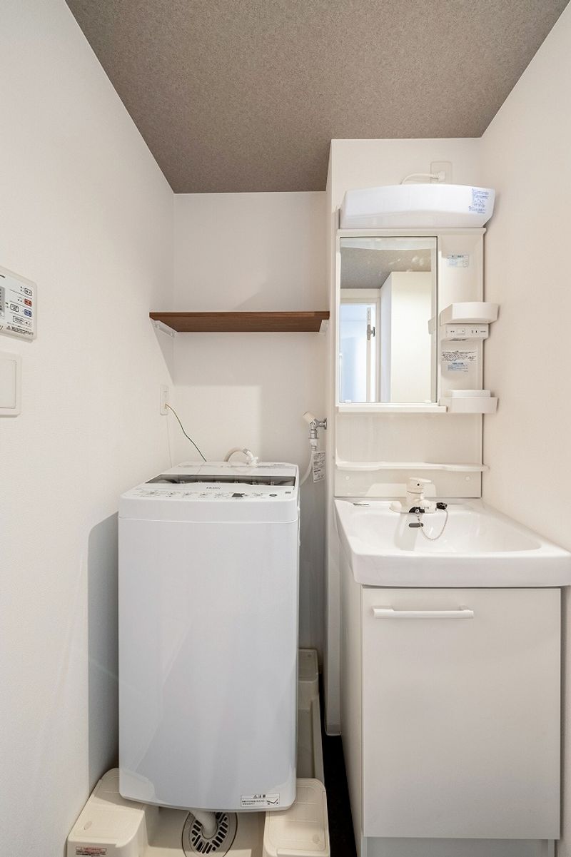 ArLk Ripalisa T Washroom