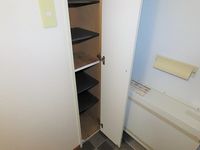 レオパレス川中島 玄関