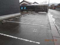 レオネクストロイヤルパル 駐車場