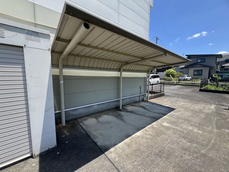 レオパレスレウニール 共用部分