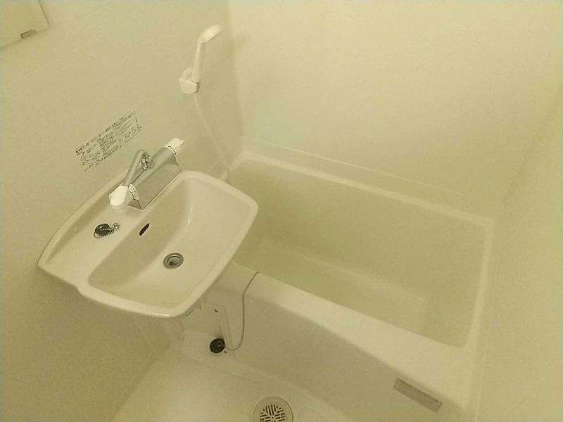 レオパレスクレール 風呂