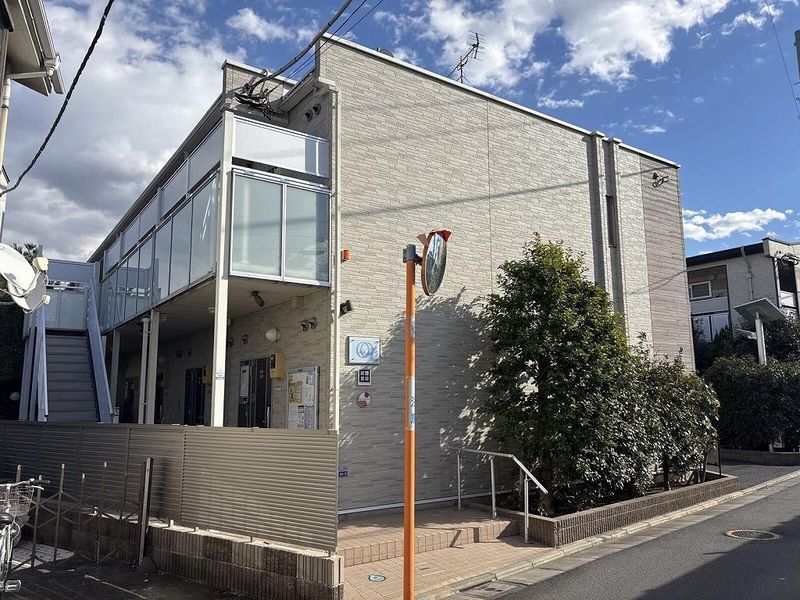 Bên ngoài LEONEXT Sonnet