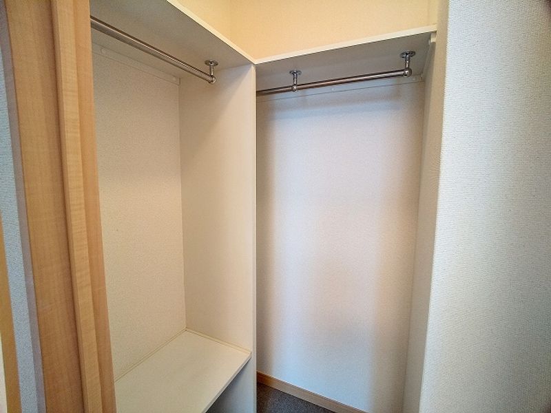 レオパレスエムエムワン 収納