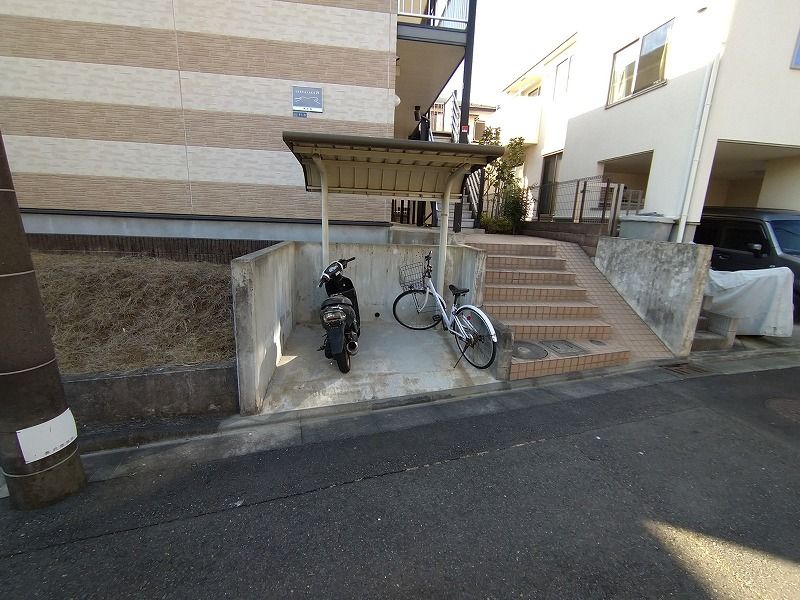 レオパレス南生田 共用部分
