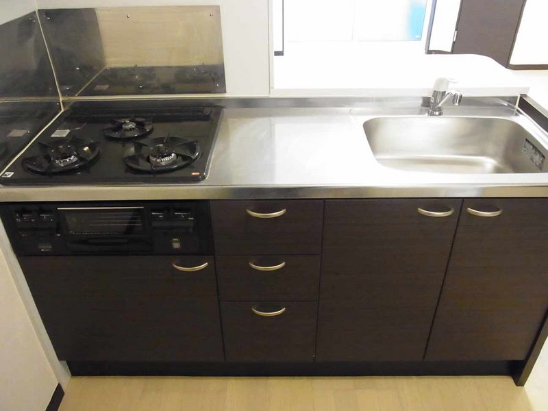 レオネクストグレースクレストⅢ キッチン