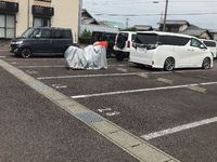 レオパレス堀口 駐車場