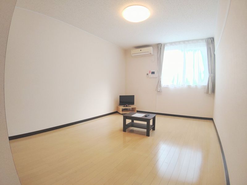 レオネクストＥ＆Ｋ 居間