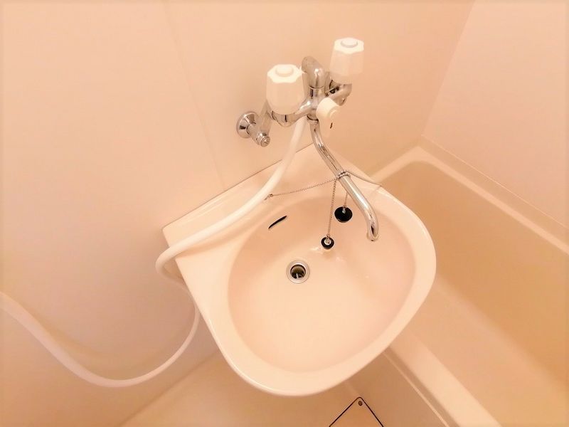 レオパレスブリリアント 洗面台