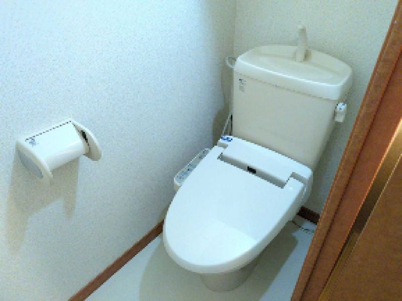 レオパレスイーグル トイレ
