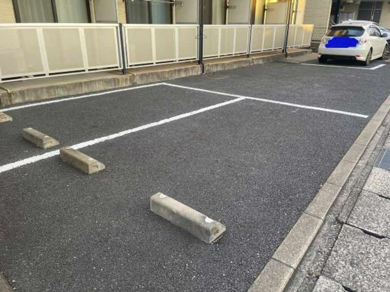 レオパレスサンヴィレッジ 駐車場