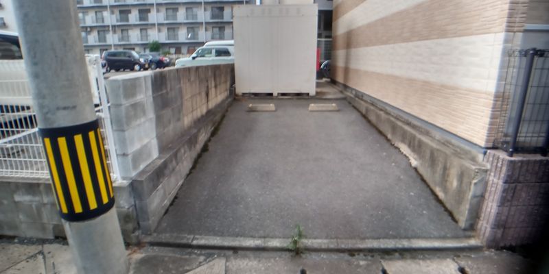 レオパレス佐賀５ 駐車場