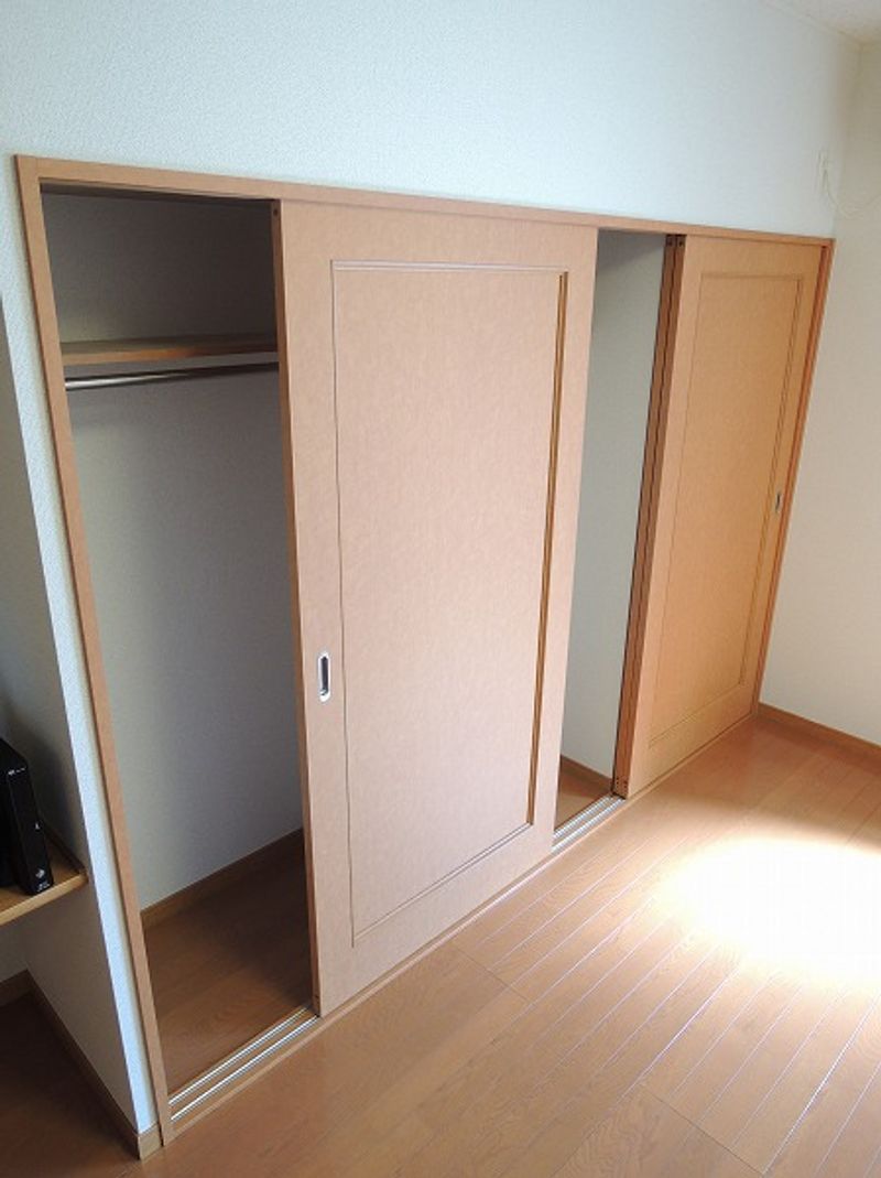 レオパレスセキバＡ 収納
