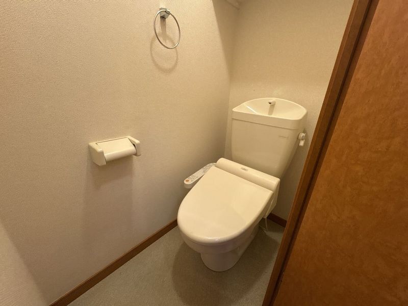 leopalace JK Clover Toilet