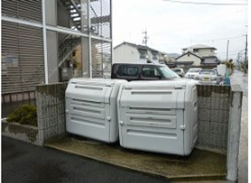 レオパレス栗林 共用部分