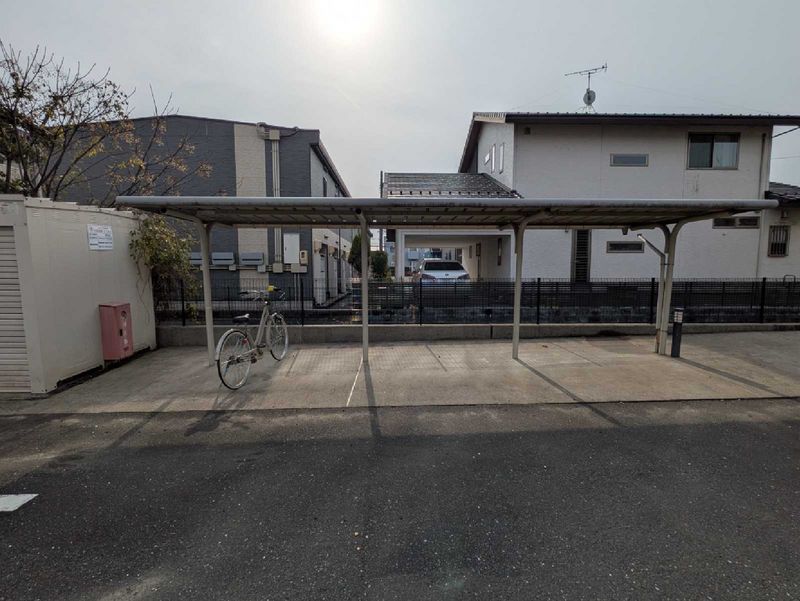 レオネクストハニカムエイト 共用部分