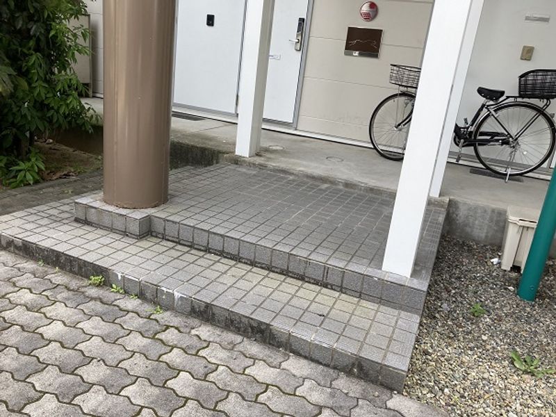 レオパレスシャイン清栄 エントランス
