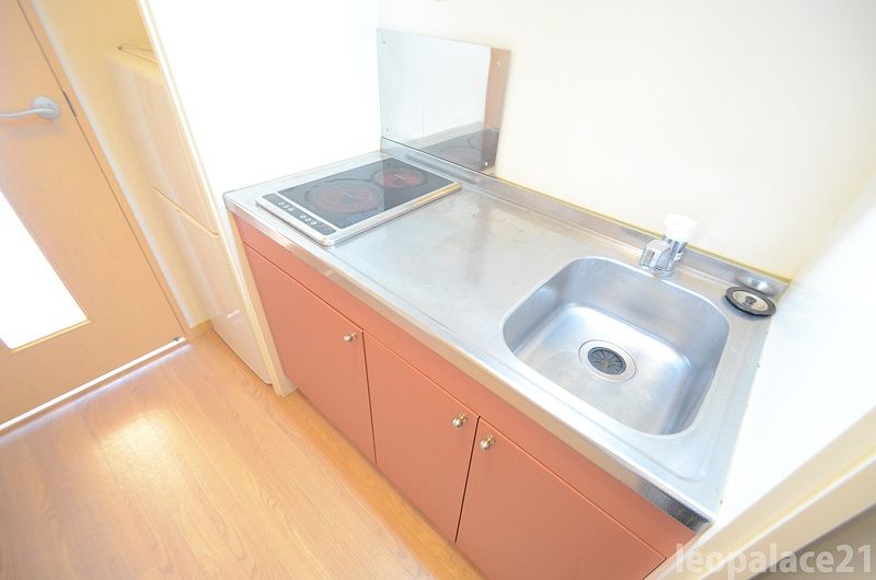 レオパレスフォレスト キッチン