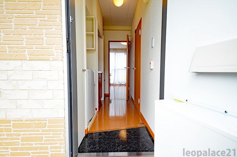 leopalace Kasuga Seiko II 玄关