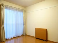 レオパレスヒルストン 居間