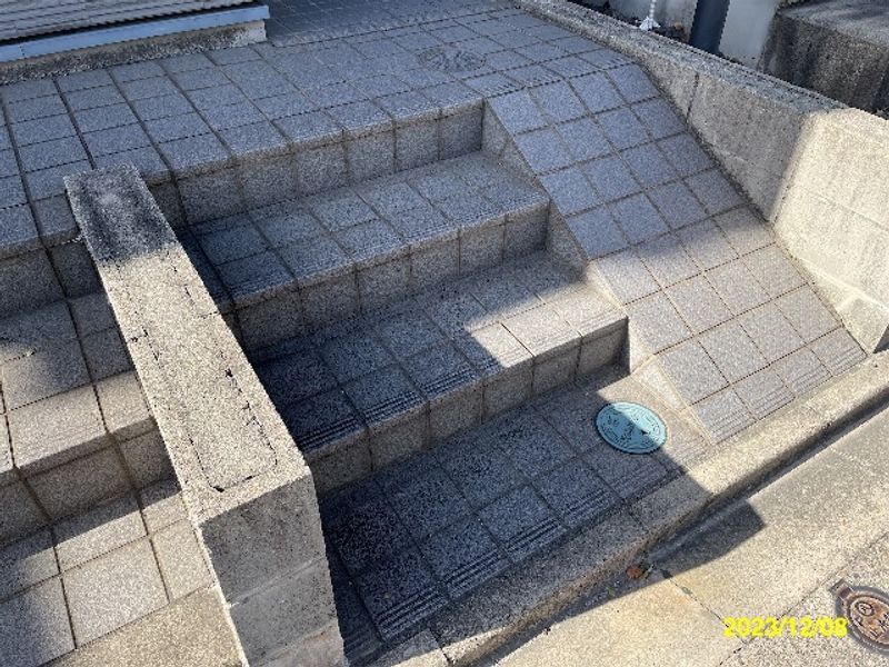 レオパレス廿軒家 エントランス