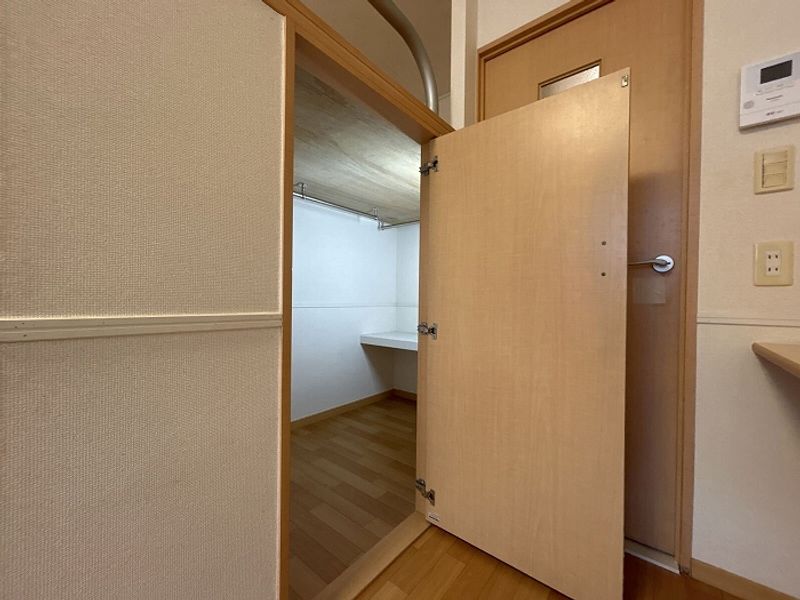 レオパレスウイスタリア 収納