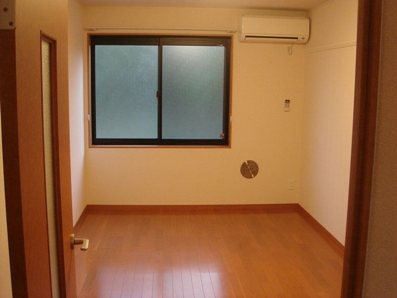 レオパレスグランドソレーユ 居間