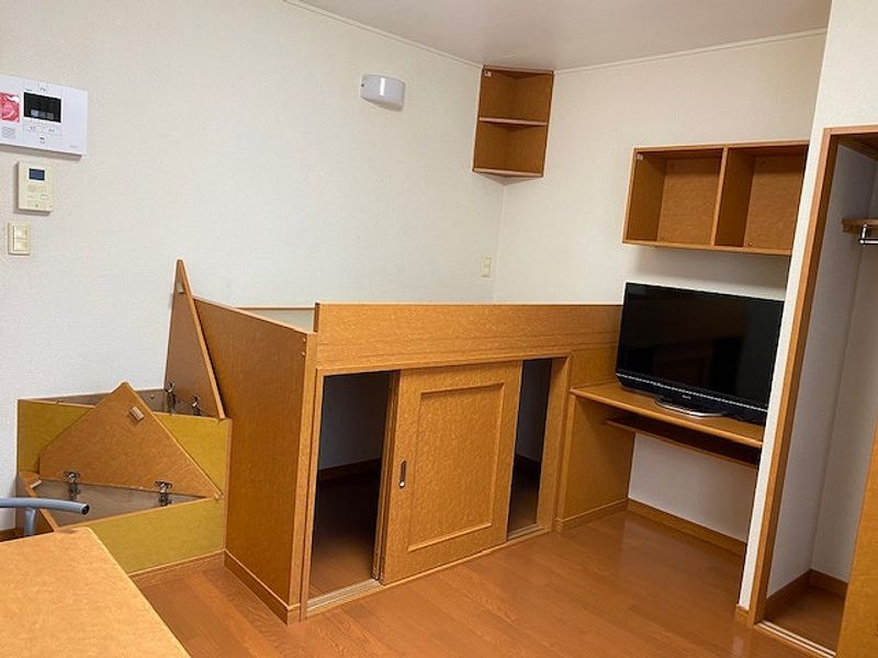 レオパレス東上宿 寝室
