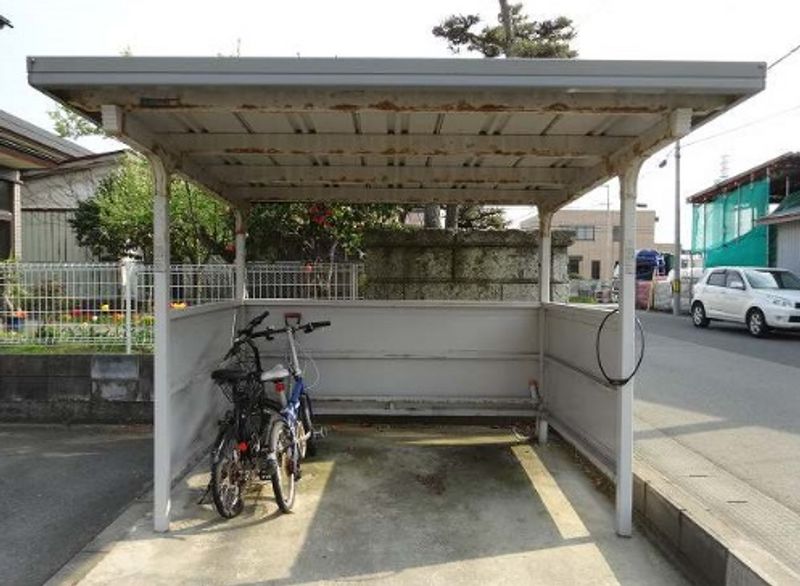 レオパレスラムール 共用部分