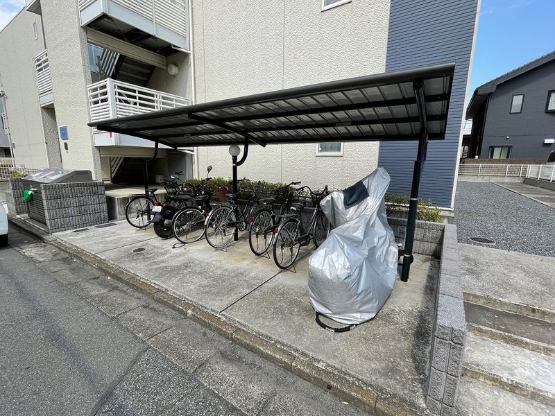 レオネクストアーバンブルー 共用部分