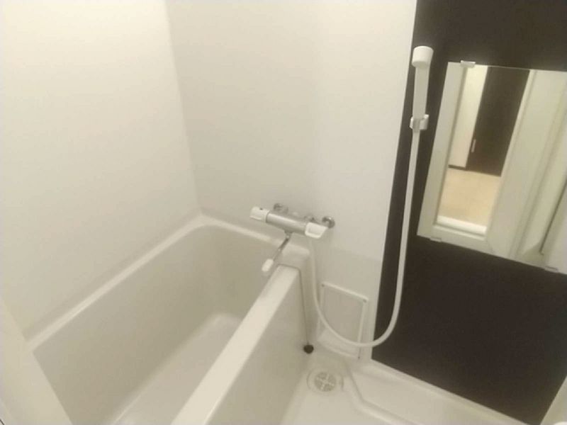 CLEINO Utopia Bathroom